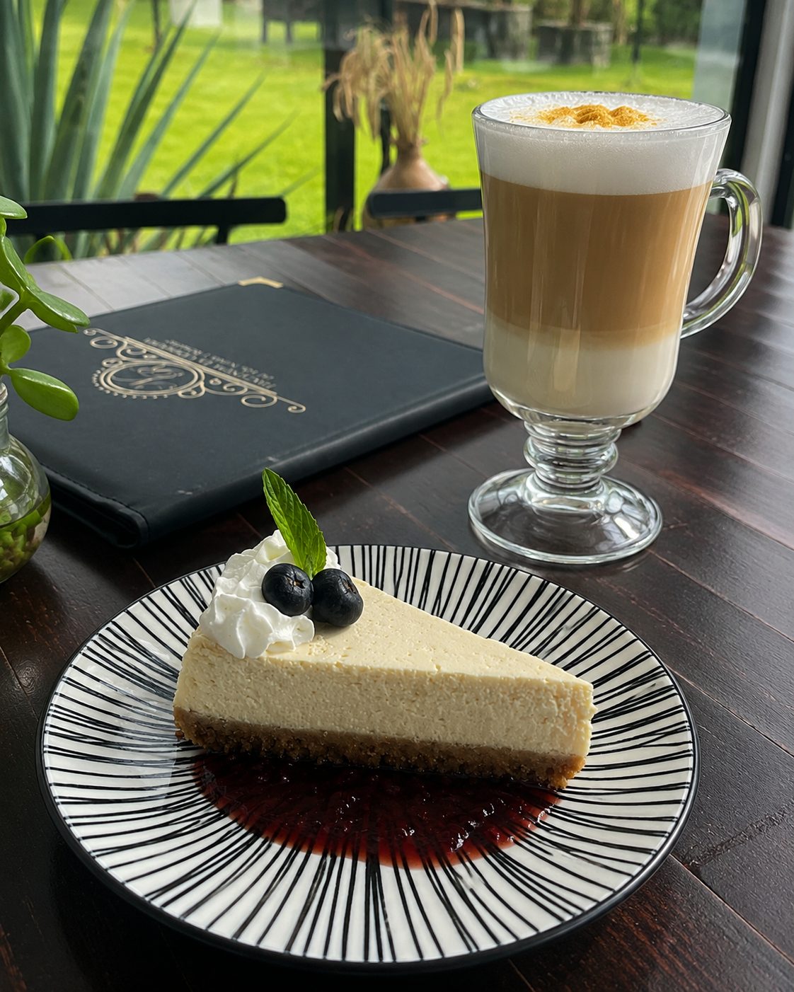 Pay de queso y café